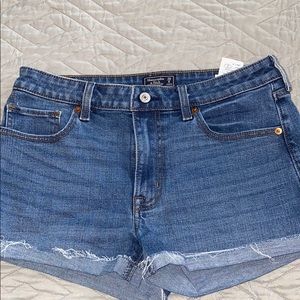 Abercrombie denim short shorts